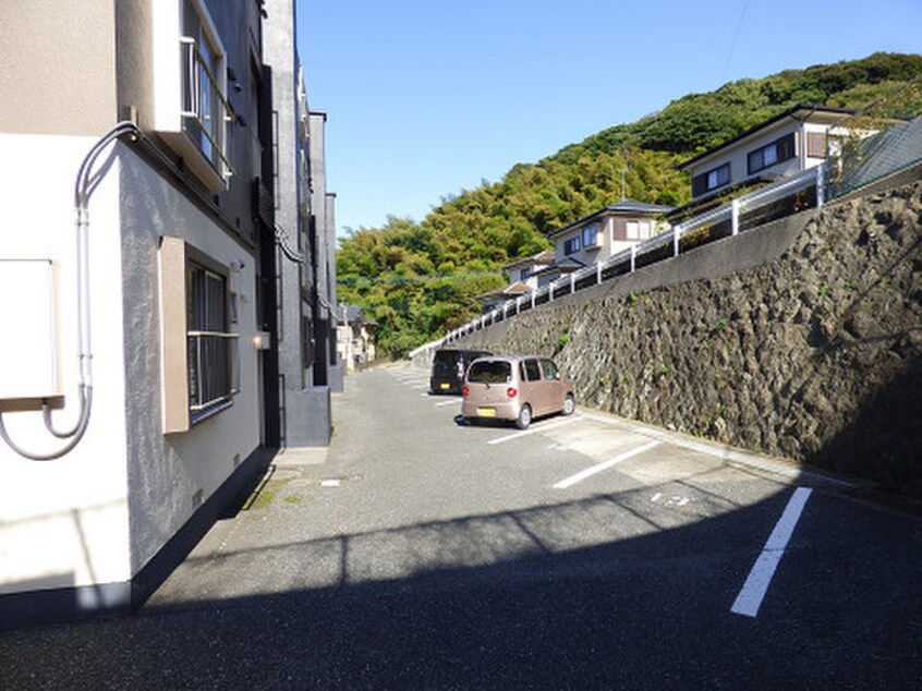 駐車場 田の浦ハイツ