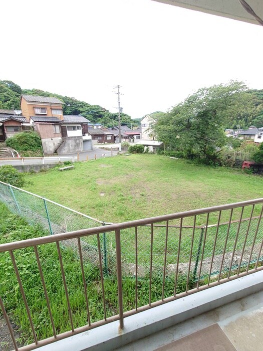 室内からの展望 田の浦ハイツ