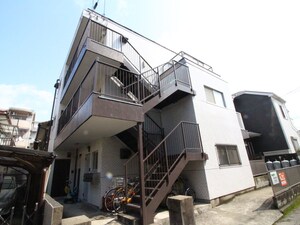 コーポメトロ