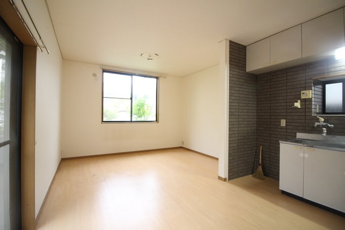 居室 市崎２丁目戸建て