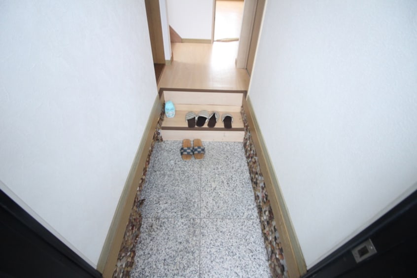 玄関 市崎２丁目戸建て