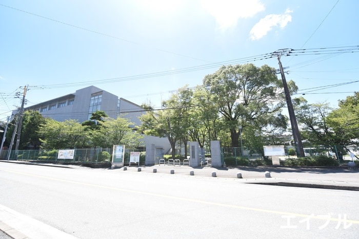 久留米大学御井キャンパス(大学/短大/専門学校)まで290m ＡｌｅｔｔＡ合川町