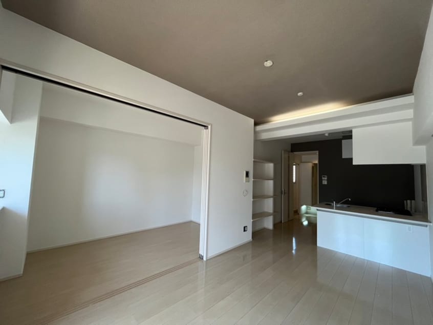 居室 ガーデンコートSUNATSU