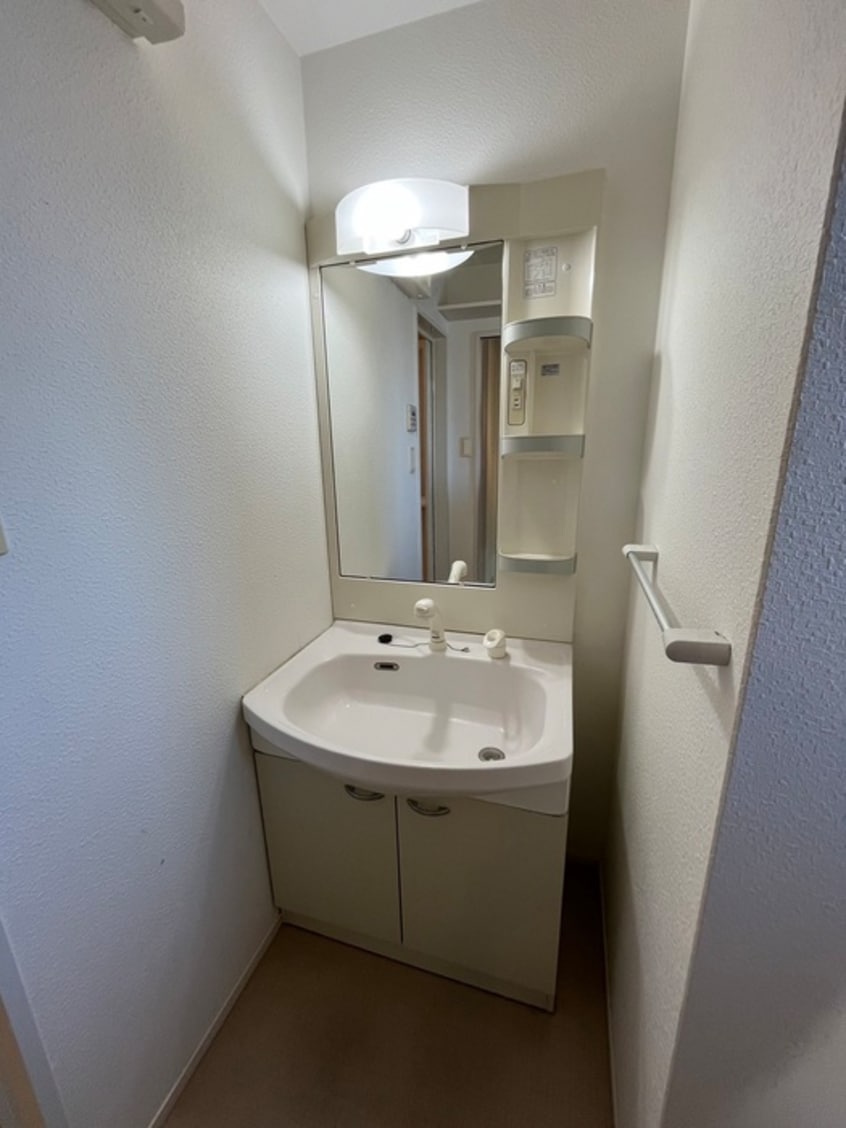 洗面 ガーデンコートSUNATSU