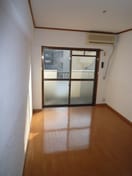 居室 シャインハイツ西新