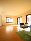 居室 ﾛｲﾔﾙﾏﾝｼｮﾝ大濠(301)