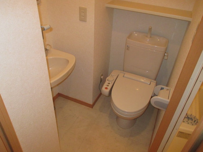 トイレ コンドミニアム薬院駅