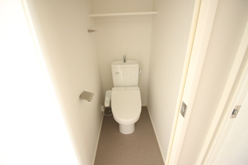 トイレ エンクレスト呉服町（913）