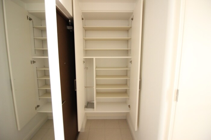 靴箱 エンクレスト呉服町（915）