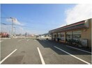 セブンイレブン小倉くさみ店(コンビニ)まで550m シャーメゾン樹