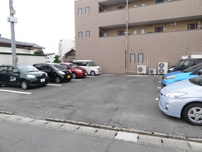 駐車場 セカンドキャビン