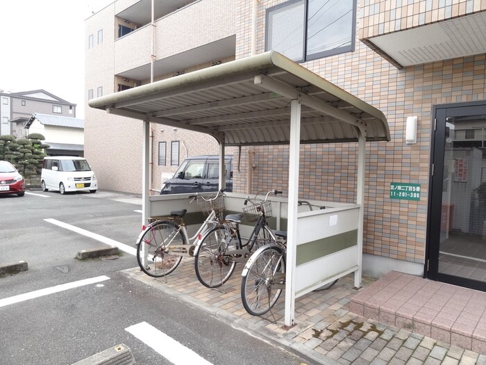 駐輪場 セカンドキャビン