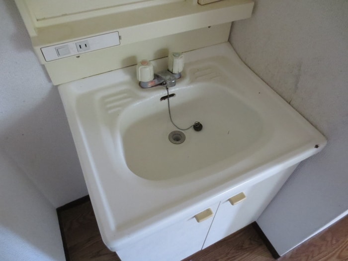 洗面 メゾンアジュレⅢ