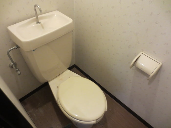 トイレ メゾンアジュレⅢ