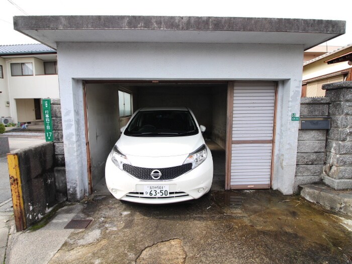 駐車場 井之上様貸家