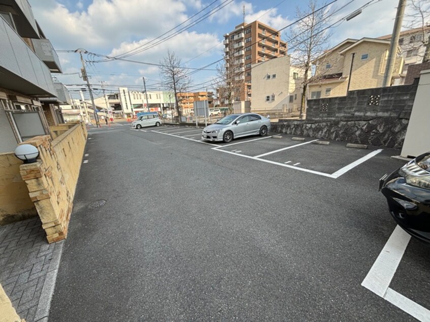 駐車場 シャ－メゾン朽網駅前