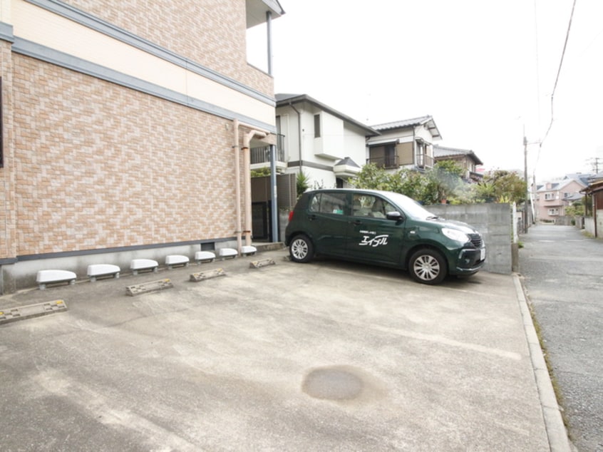 駐車場 ロマン白木原