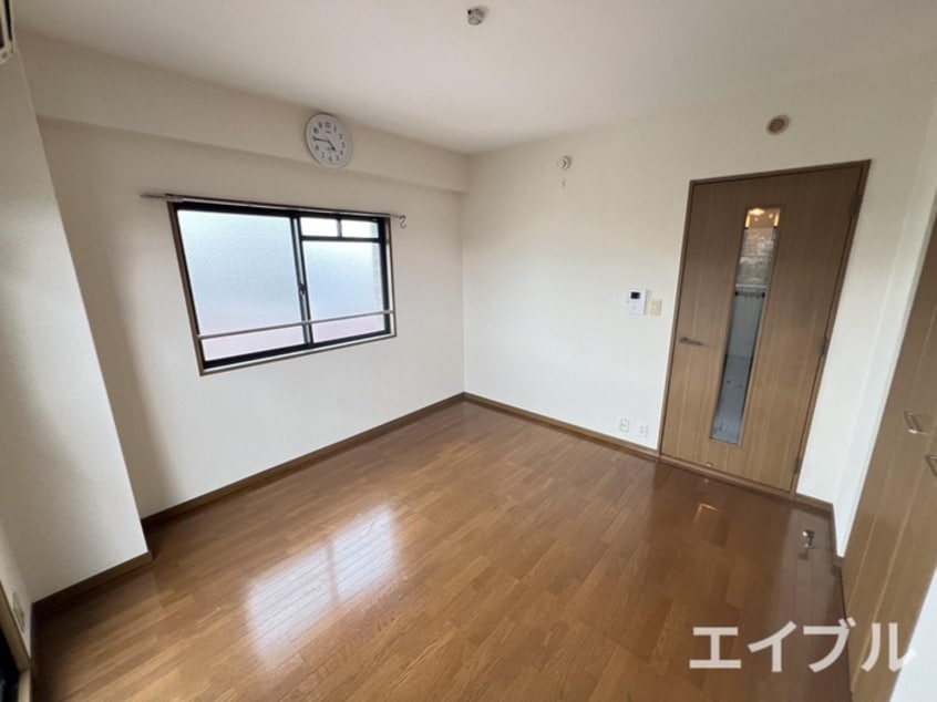 居室 クレベール柏原