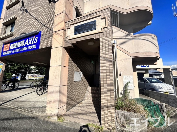 エントランス部分 クレベール柏原