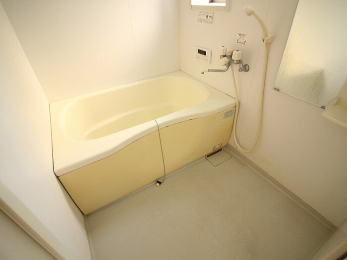 バス／シャワールーム等 エクレ－ルメゾン湯川