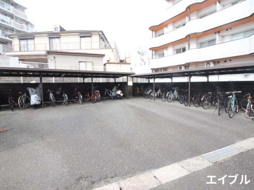 駐輪場 サニーヒルズ