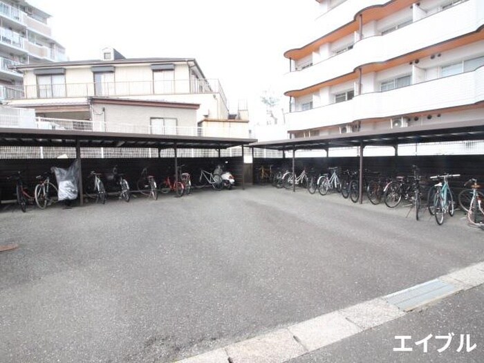 駐輪場 サニーヒルズ