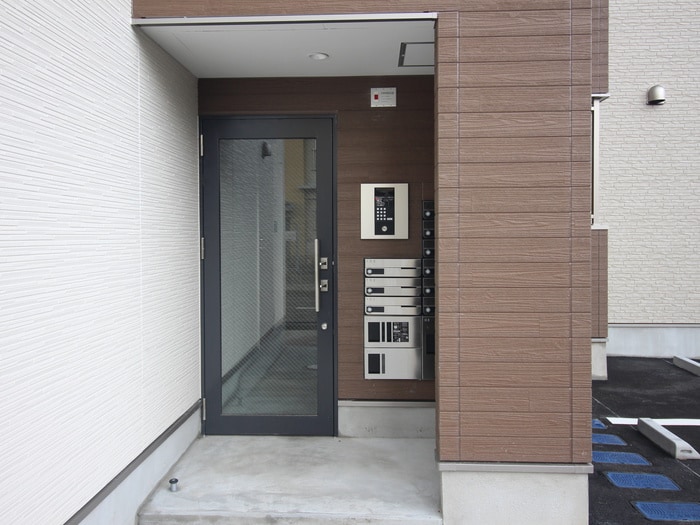 エントランス部分 storia北方