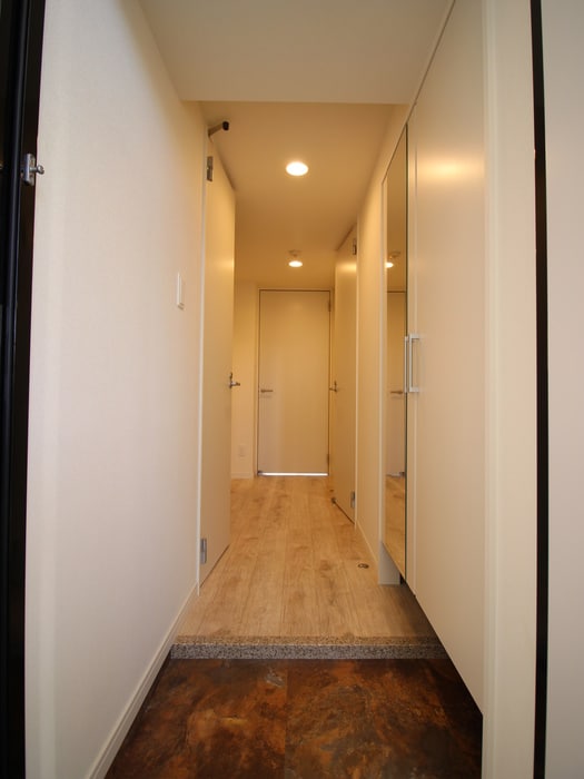 玄関 Ｖｏｌａｒｅ　ＨＡＫＡＴＡ