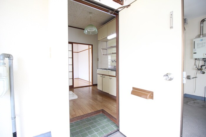 玄関 白石アパ－ト