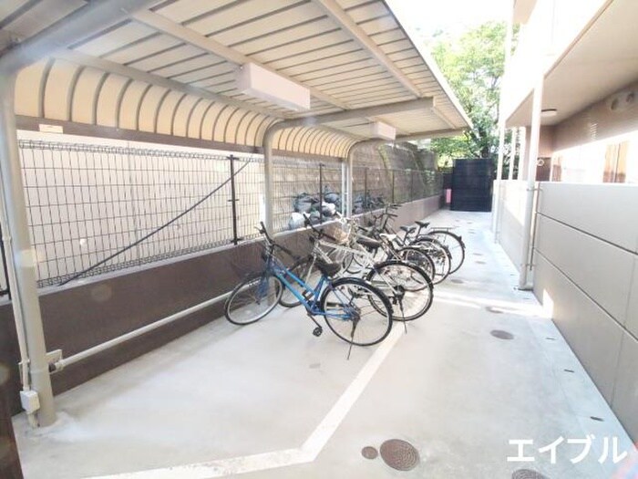駐輪場 ヴィラージュ大濠