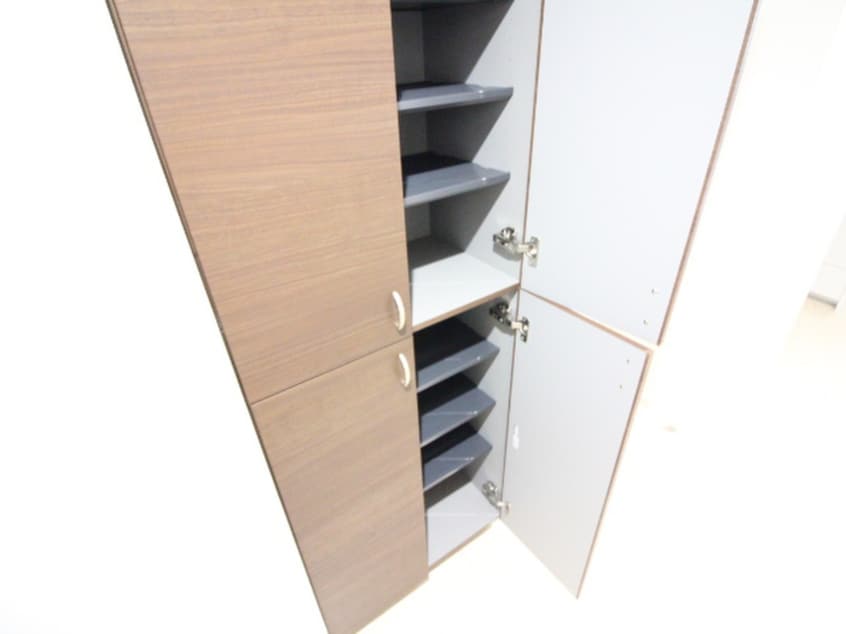 靴箱 シャングリラ天神