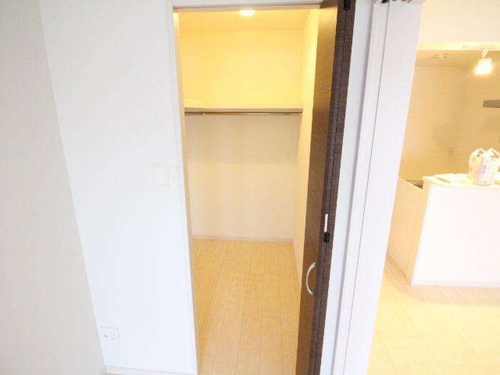 収納 シャングリラ天神