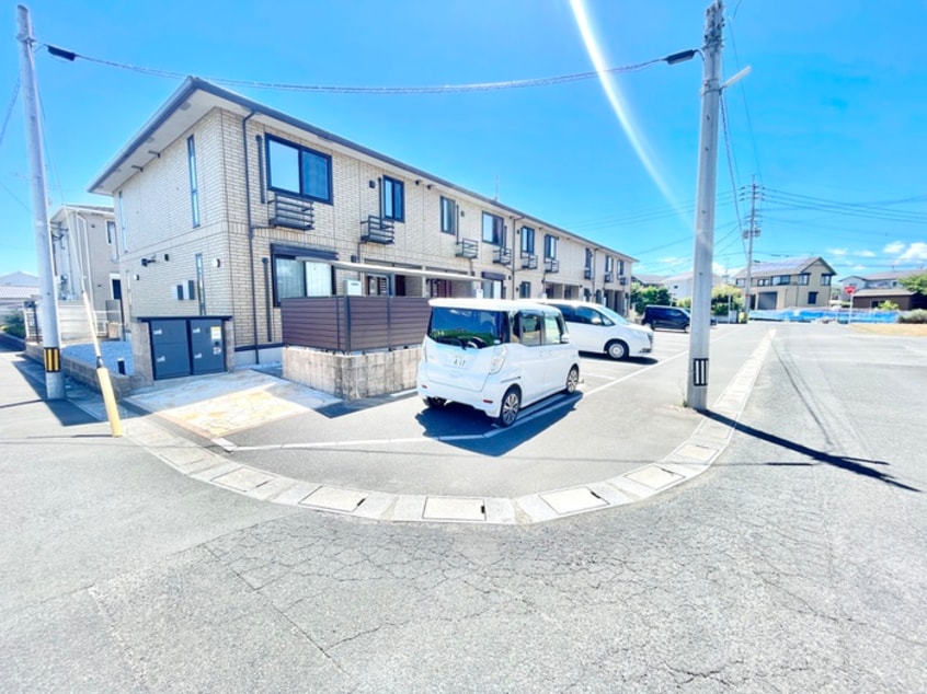 駐車場 comfortas　K