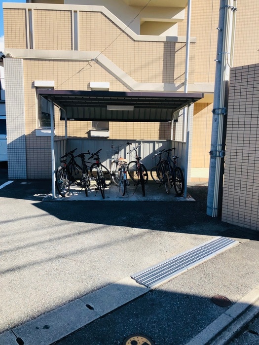 駐輪場 コンフォール別府