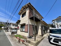 土穴4丁目貸家