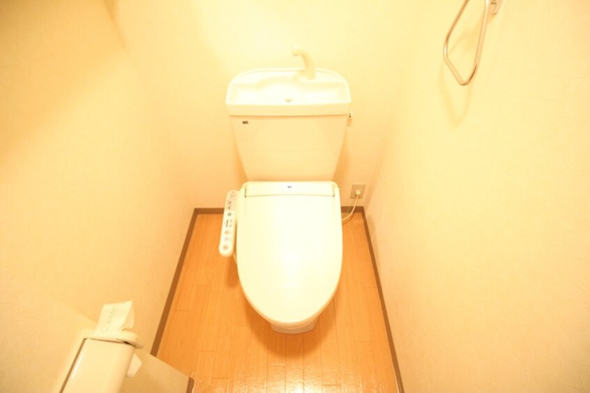 トイレ ウィンザ－キャッスル夜須