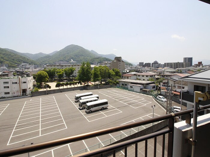 室内からの展望 サルヴァトーレ東小倉（１R)