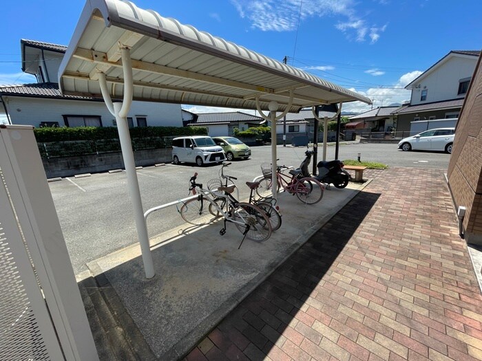 駐輪場 ディア　ベルジュ