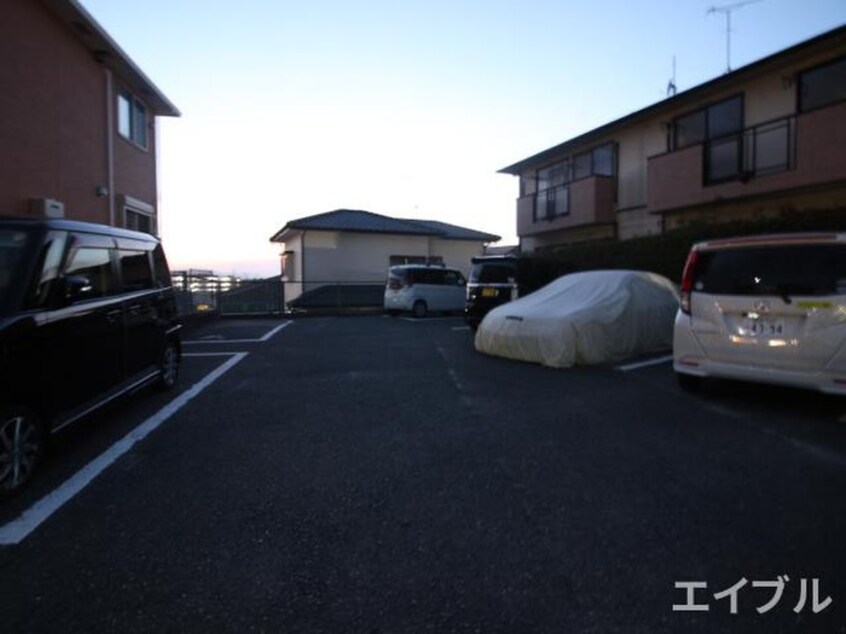 駐車場 リバティハウス