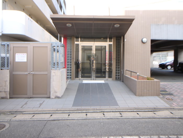 エントランス部分 シティコート中陽２