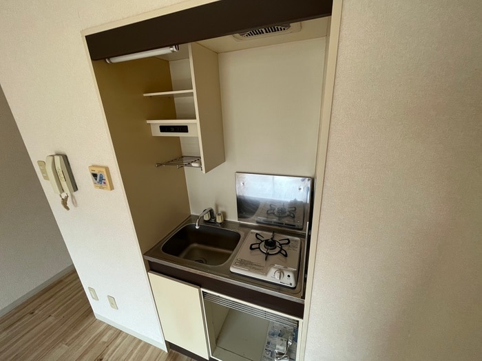 キッチン オリエンタル折尾(202)