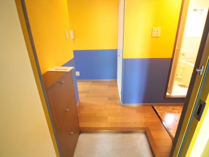 玄関 ファブ・フラット