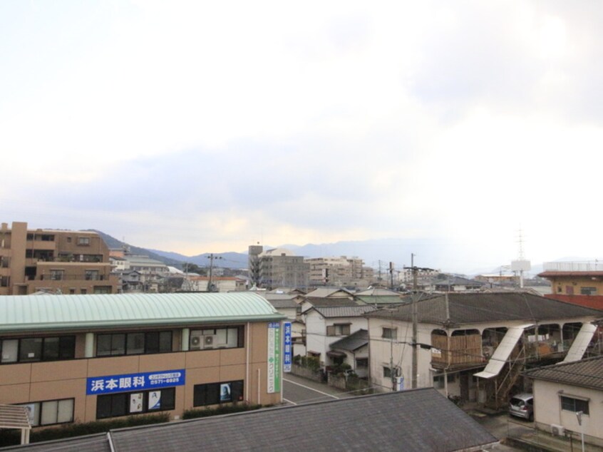室内からの展望 BELL･HOUSE･KASUGA