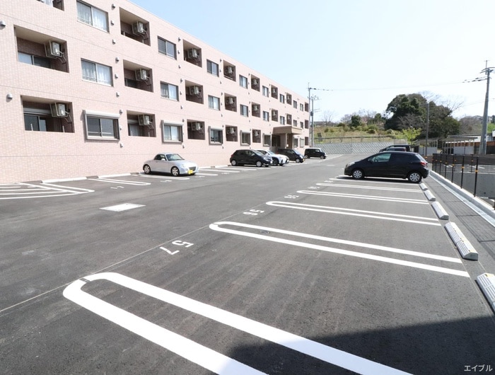駐車場 ロイヤルパークタウンＡ