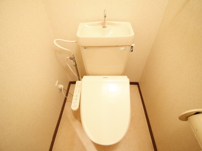 トイレ ロイヤルクロ－バ－