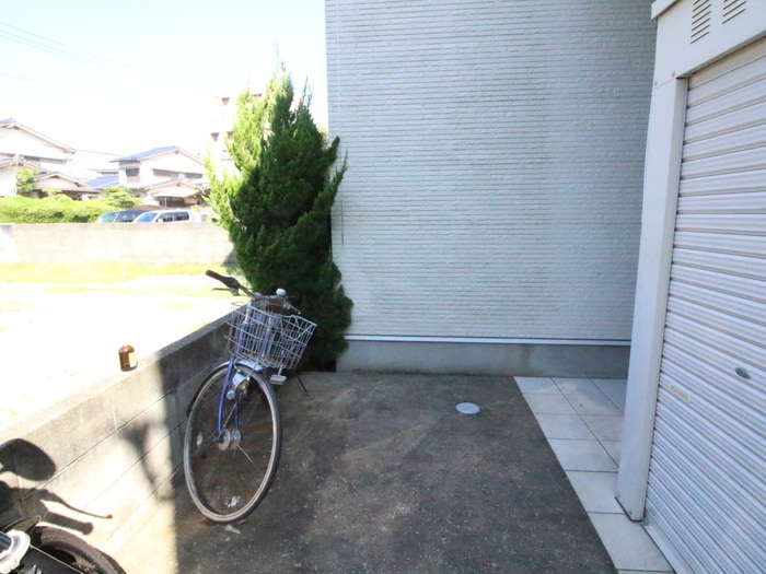 駐輪場 コンフォ－トベネフィス大橋南１