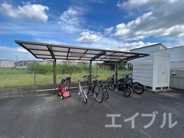 駐輪場 プリマベーラ
