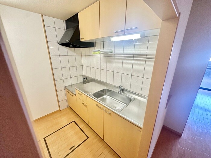 キッチン グランド－ルのぞえ２