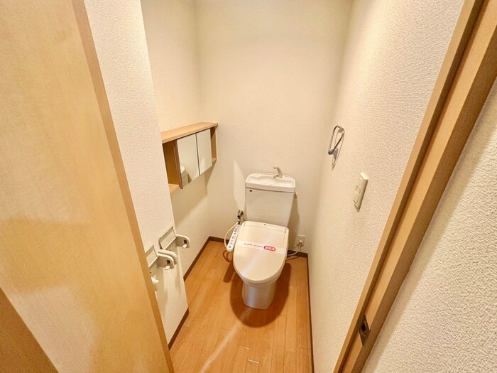 トイレ グランド－ルのぞえ２