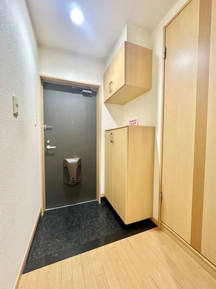 玄関 グランド－ルのぞえ２